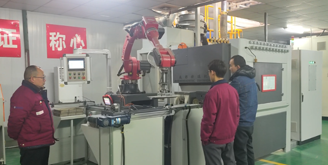 嘉定自动喷砂机选型要点,看完少走弯路。